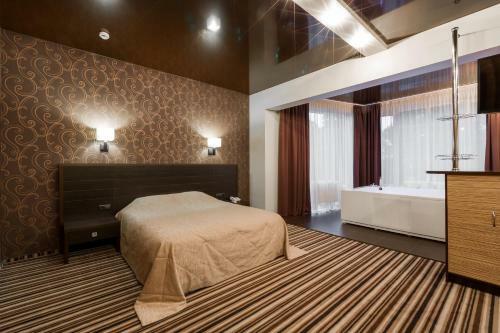 Green Park Hotel