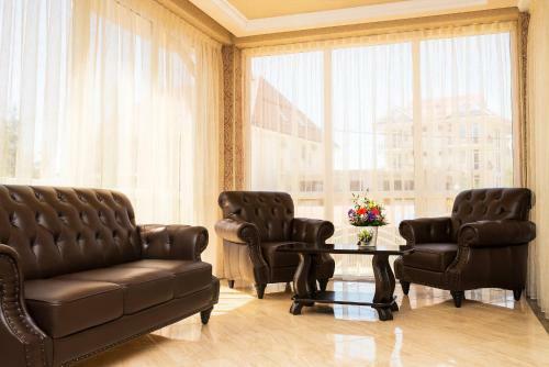 Lazurnoye Okno Hotel