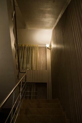 Lazurnoye Okno Hotel