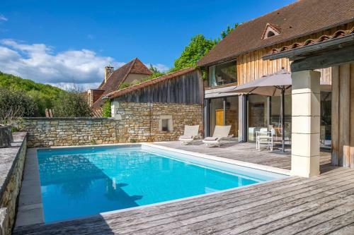 Saint-amand-de-coly Villa Sleeps 6 Pool Air Con