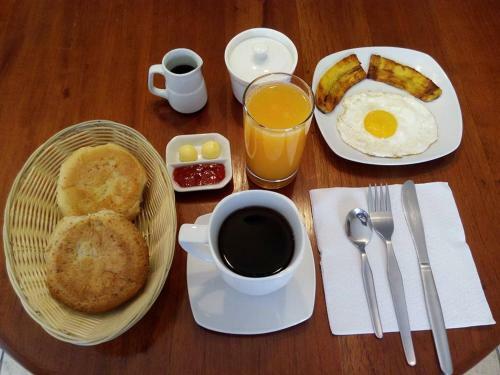 Hotel Maudi Lodging