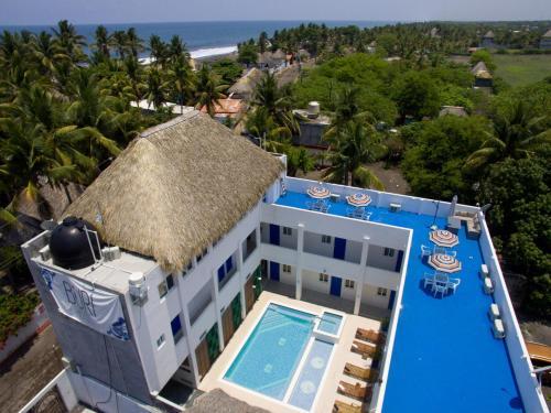 Bur� Hotel