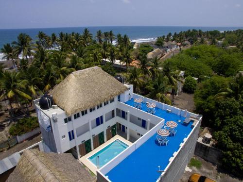 Bur� Hotel