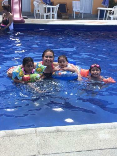 Hotel Sunshine Aire Acond Y Wifi