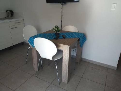 Hotel Exito Apartments