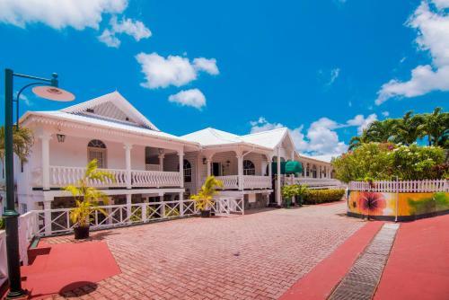 Hotel Grenadine House