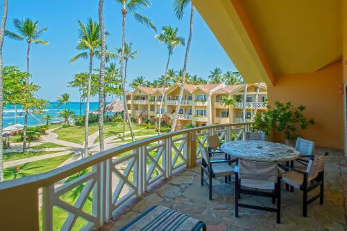 Hotel Velero Beach Resort
