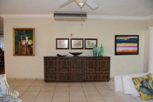 Villa Metro Country Club