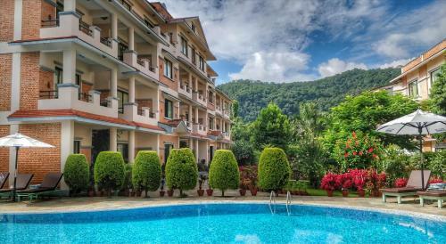 Hotel Mount Kailash Resort