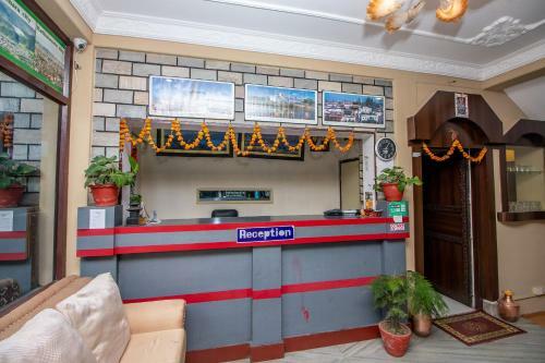 Oyo 249 Hotel Royal Image