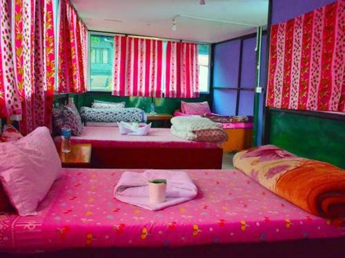 Albergue Forestway Guest House