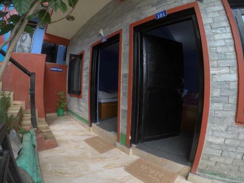 Albergue Forestway Guest House