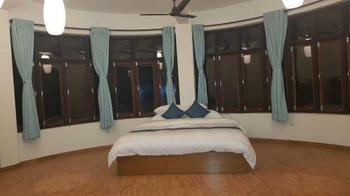 Bed & Breakfast Krishna?s Kitchen & Cottages