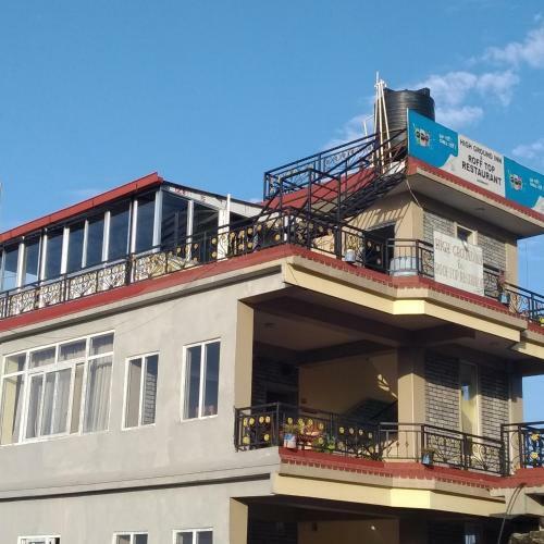 Hotel High Ground Inn And Rooftop Restaurant