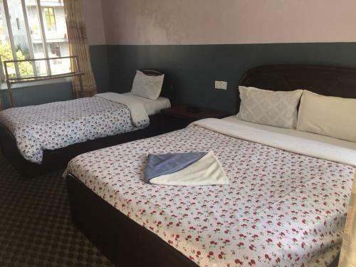 Hostal Millennium Guesthouse