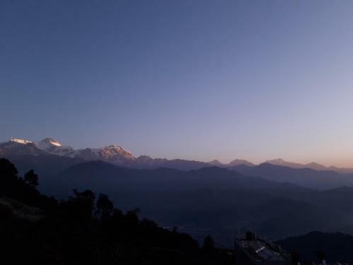 Hotel Himalayan Crown Lodge