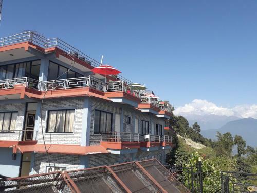 Hotel Himalayan Crown Lodge