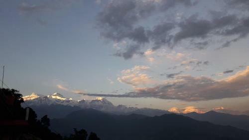 Hotel Himalayan Crown Lodge