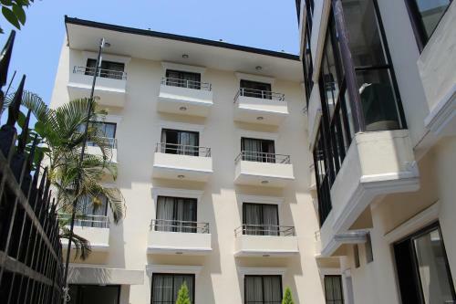 Hotel Tuki Resort