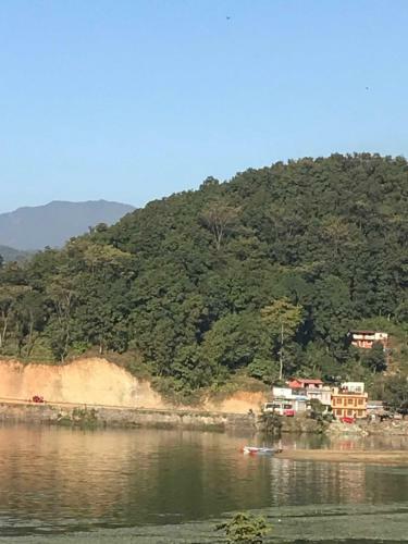 Lakeside Backpackers Hostel