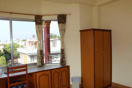Hotel Milarepa