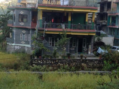 Bed & Breakfast Bishnu Homestay