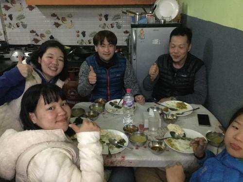 Bed & Breakfast Bishnu Homestay