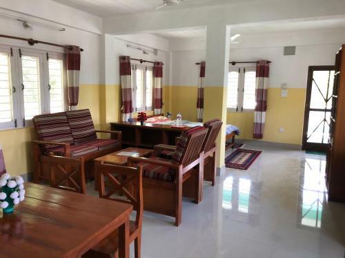 Hostal Happy Sedi Lodge
