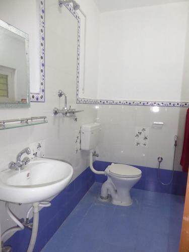 Hostal Happy Sedi Lodge