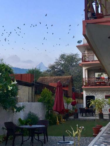 Three Jewels Boutique Hotel
