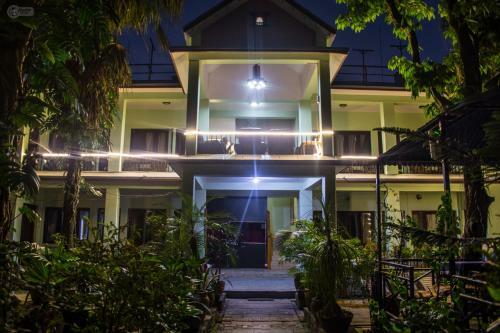Bed & Breakfast Yeti Guest House