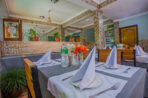 Oyo 173 Hotel Dream Inn