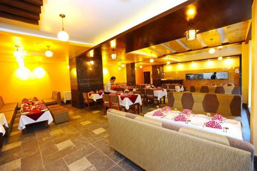 Hotel Queens Park