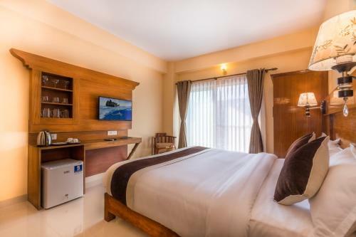 Hotel Lake Shore
