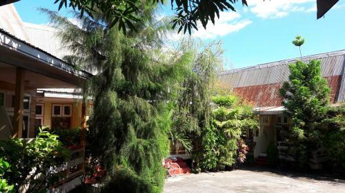 Primrose Hotel