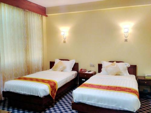 Universe Hotel