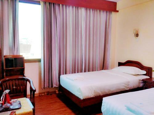 Universe Hotel