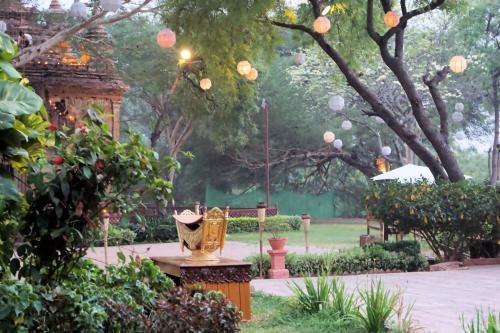 Bagan Hotel River View