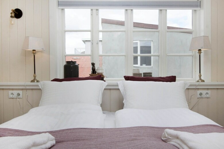 Hostal Skyr Guesthouse