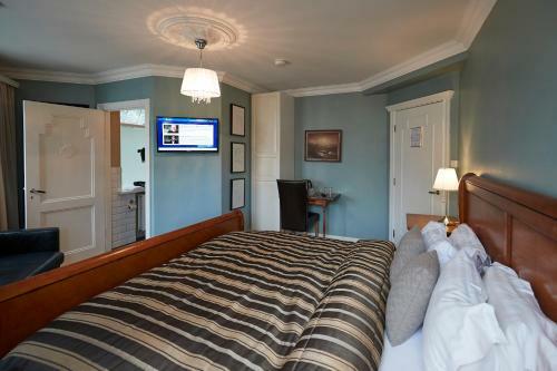 Hostal Hrafninn Guesthouse