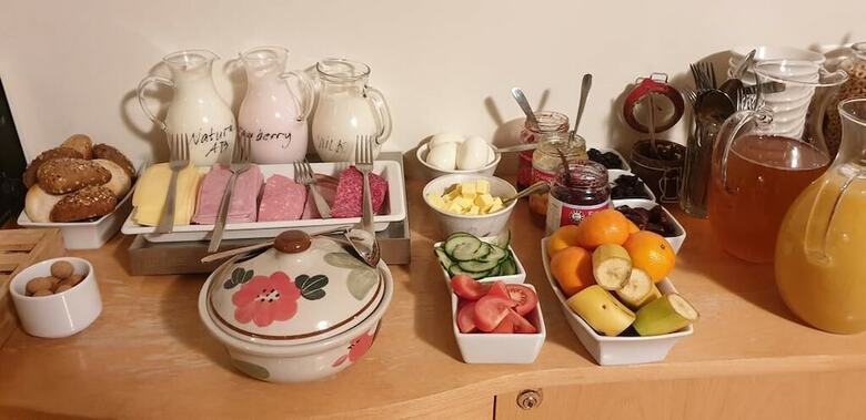 Hostal Alba Guesthouse