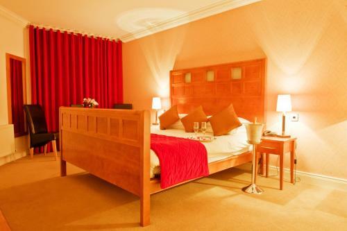 Central Hotel Donegal