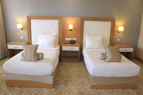 Momona Hotel