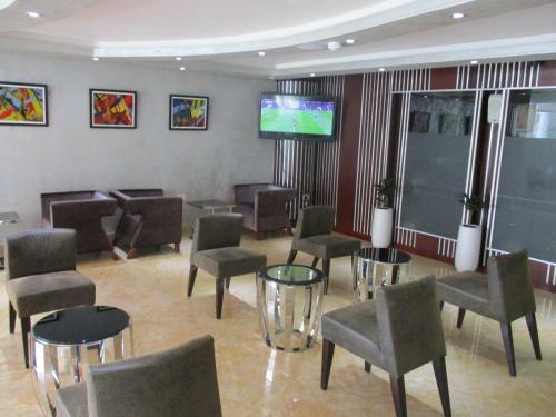 Eliana Hotel