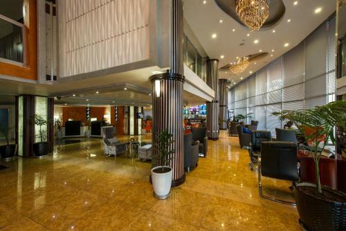 Eliana Hotel