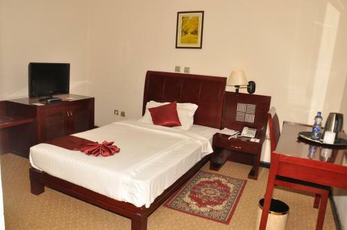 Kaleb Hotel