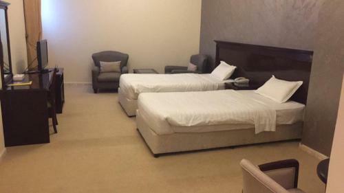 Al Bustan Hotel