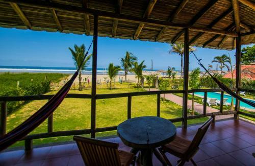 Hostal Ayampe Guest House