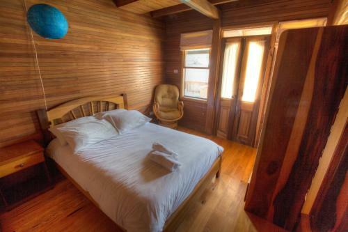 Bed & Breakfast Dragonfly Inn Hotel And Restaurant Mindo