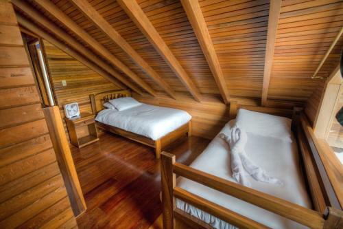 Bed & Breakfast Dragonfly Inn Hotel And Restaurant Mindo